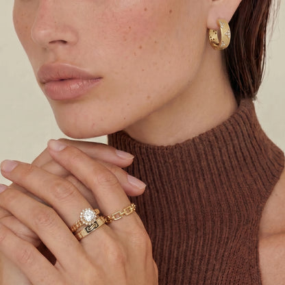 Golden Hour Chain Ring Set by ELLEAURE